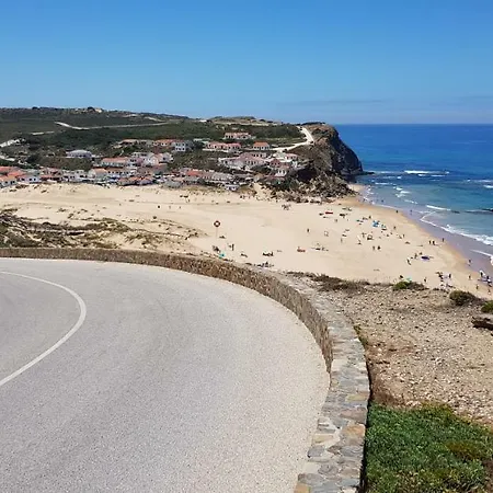 Monte Clérigo - - T2 Apartamento Aljezur