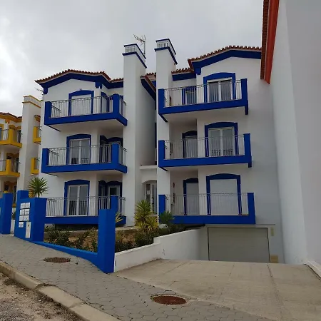 Monte Clérigo - - T2