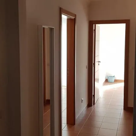 Apartamento Monte Clérigo - - T2 *