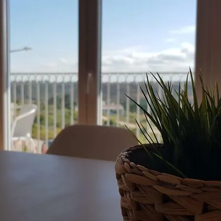 Apartamento Monte Clérigo - - T2 *
